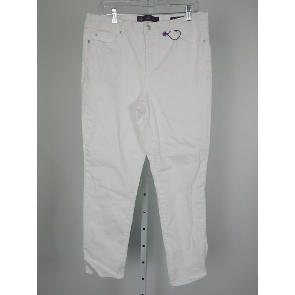 Gloria  Vanderbilt Women's White Weekend Slim Boyfriend Pants 12